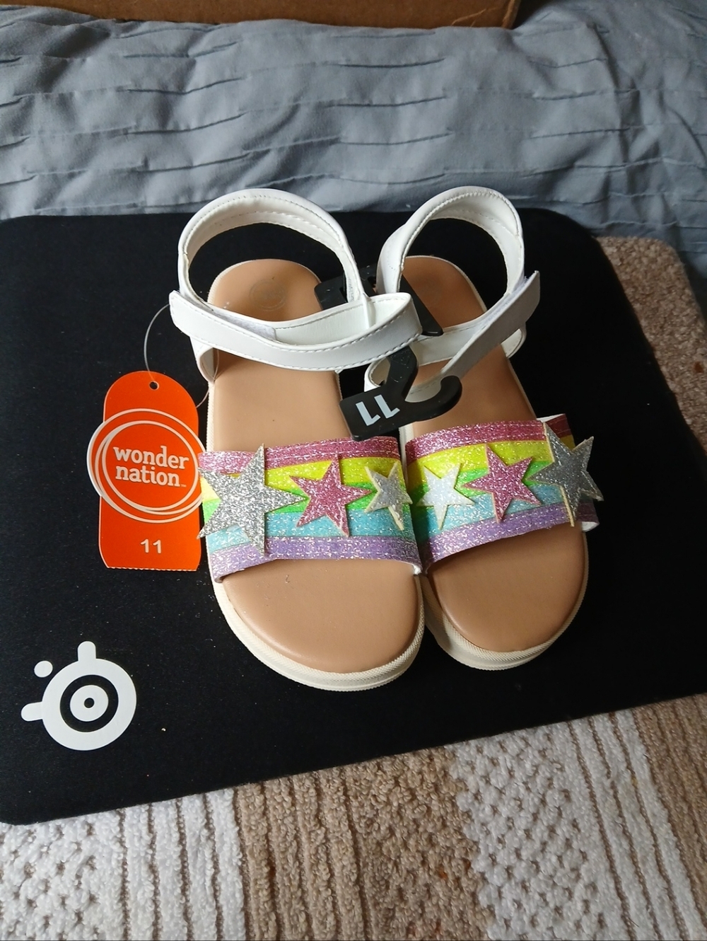 wonder nation White Girls' Sandals with Rainbow Glitter Stars NWT Size 11